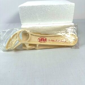 Vintage Vess Top Popper Can Opener The Billion Bubble Beverage New Sealed